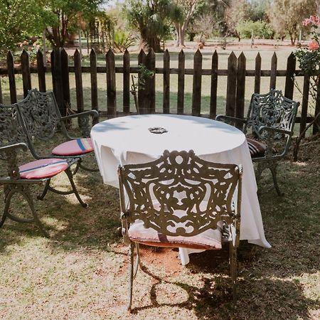 White Linen Guesthouse Tierpoort Εξωτερικό φωτογραφία