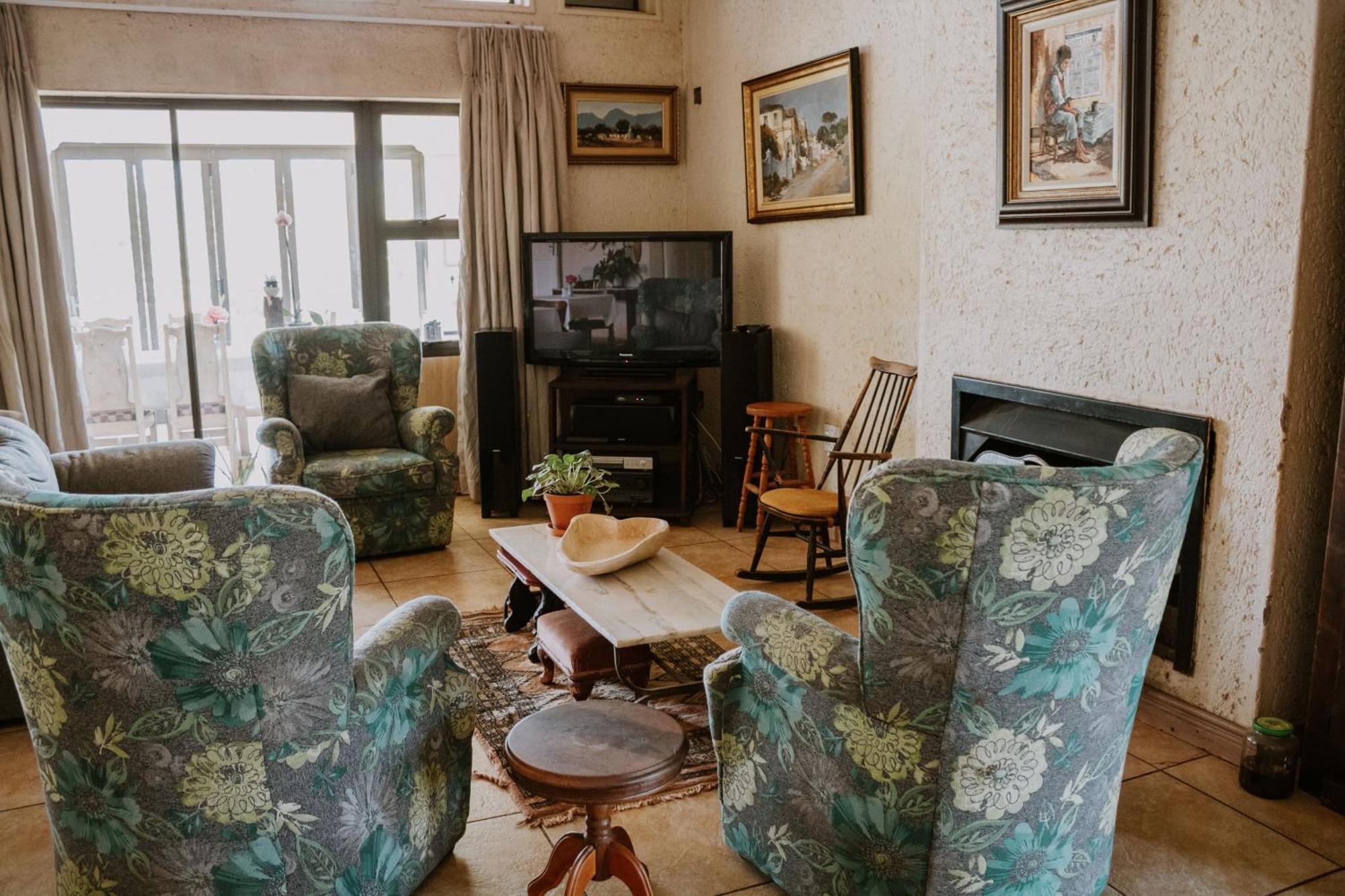 White Linen Guesthouse Tierpoort Εξωτερικό φωτογραφία